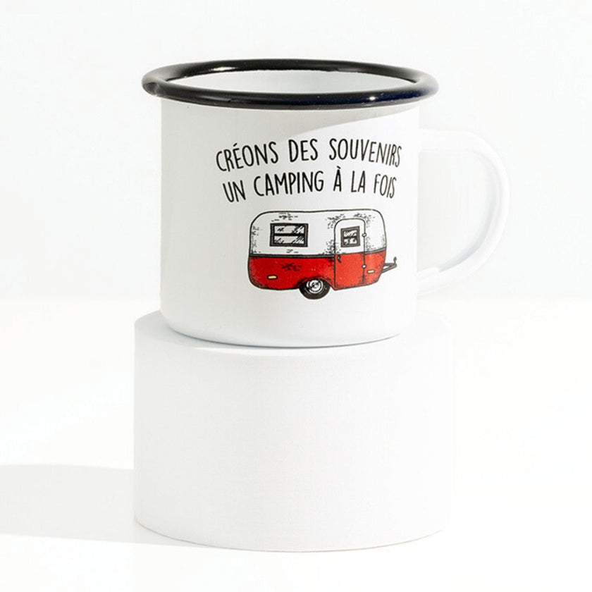 Tasse en émail de camping en français