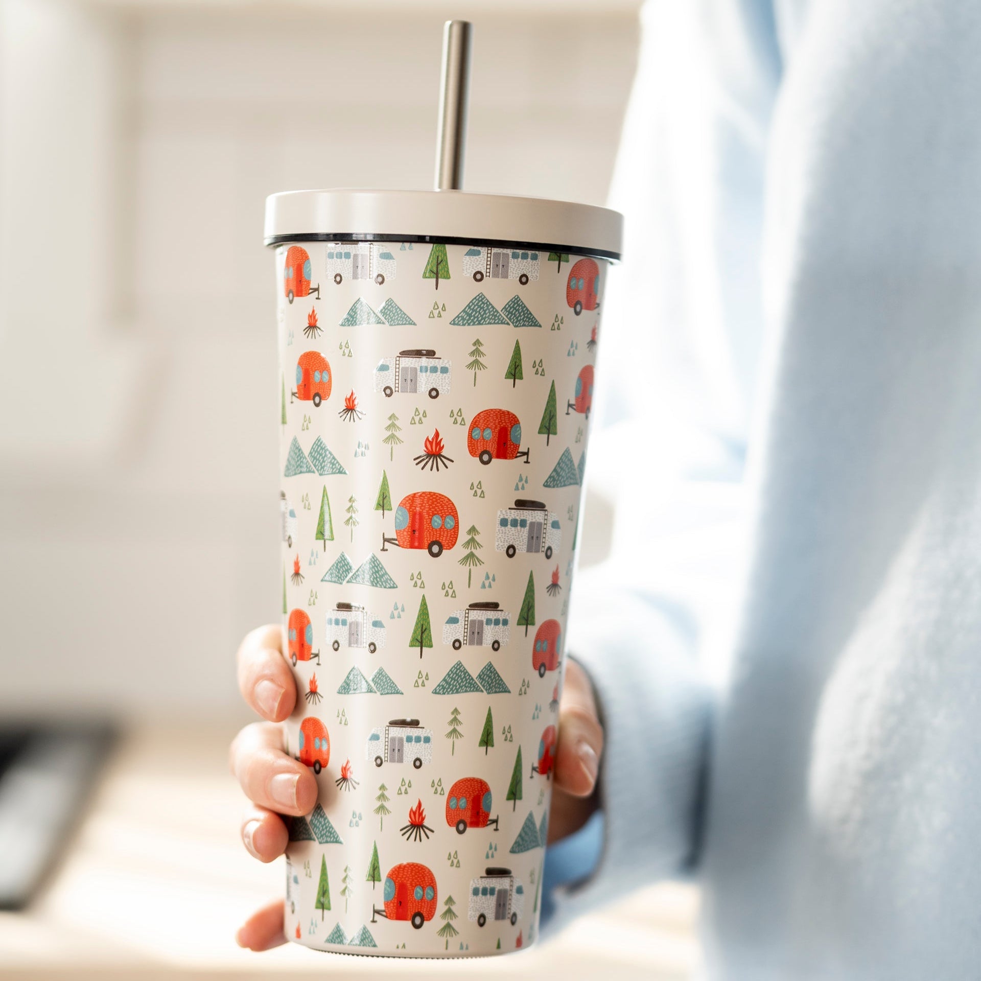 Gobelet isotherme en métal avec paille réutilisable 24 oz.